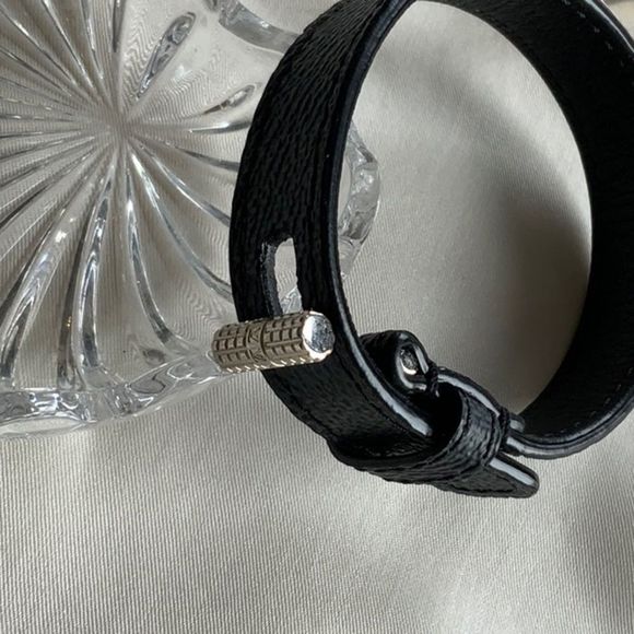 Louis Vuitton Checkered damier bracelet - Picture 6 of 9